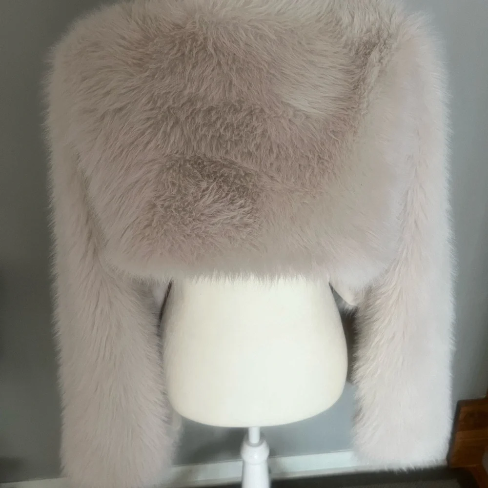 Faux Fur Cropped Pullover - Picture 2 of 2